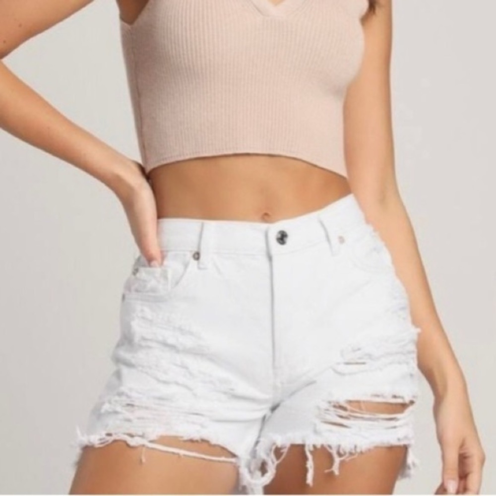 NWT We the Free Free People Maggie Distressed Shorts In Optic White Size 26